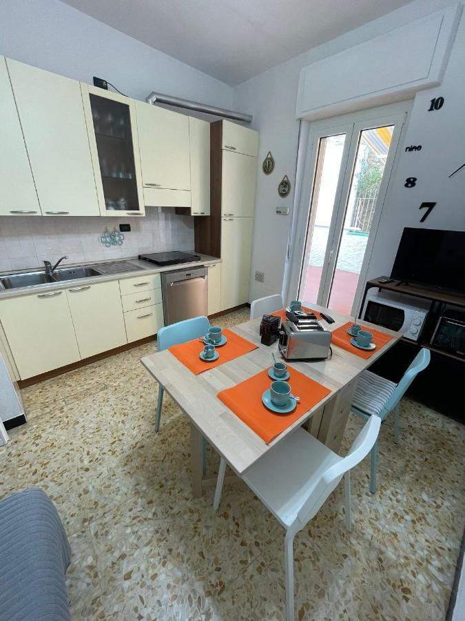 Gigi'S House Apartment Alassio Exterior photo